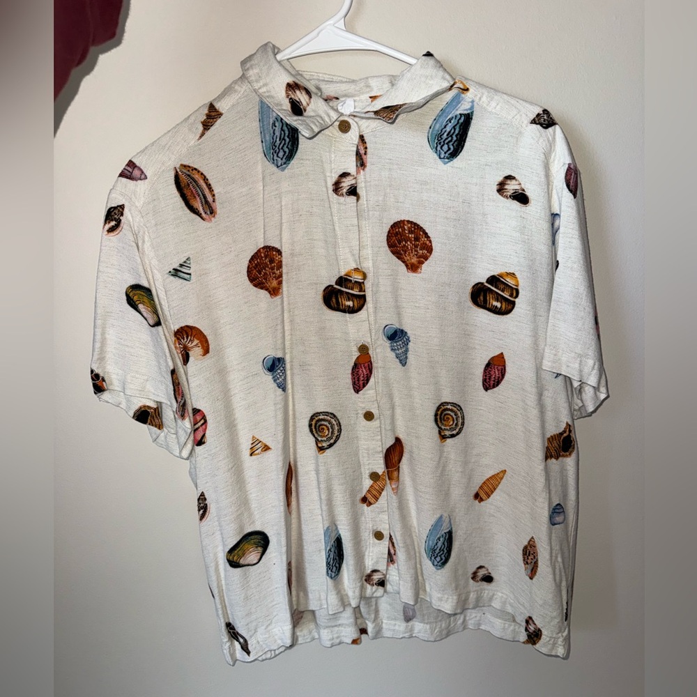 Jane + Delancey Seashell Print Button-Up Shirt